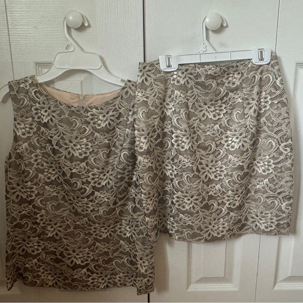 Visage royal matching set